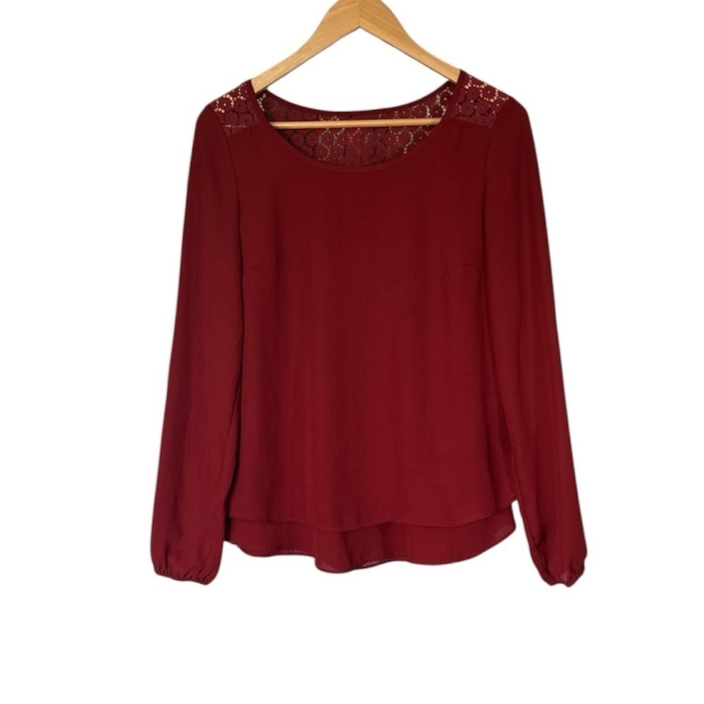 ❤️RICKI’S BoHo Blouse with Back & Shoulders Lace Detail, Size 4